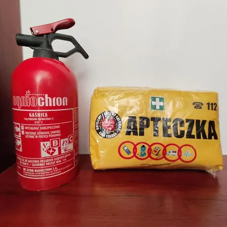 아파트 Central With A View